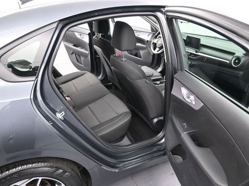 Used 2024 Kia Forte LXS image 17