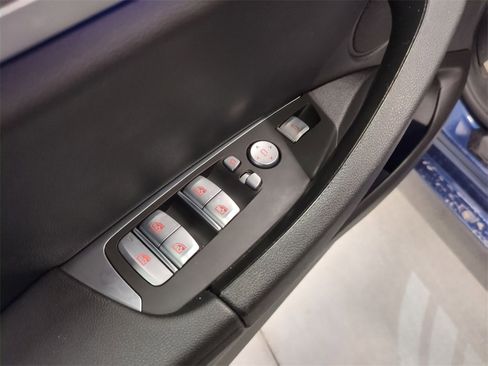 Used 2021 BMW X3 xDrive30i w/ M Sport Package image 12