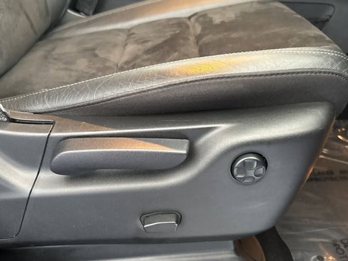 Used 2022 Dodge Durango GT image 23