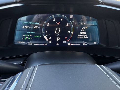 Used 2023 Chevrolet Corvette Stingray Premium Cpe w/ Z51 Performance Package image 30