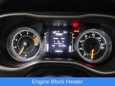 Used 2017 Jeep Cherokee Latitude w/ Safety/Convenience Group AWD/4WD image 15