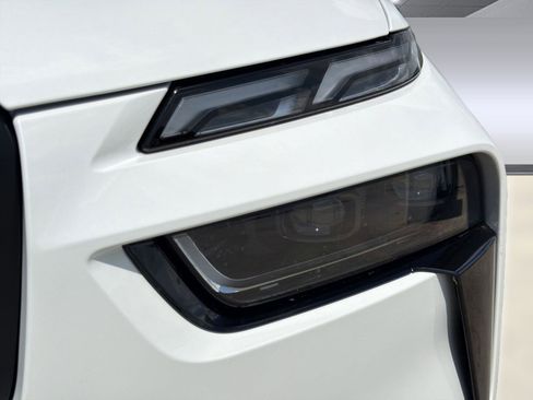 New 2027 BMW X7 xDrive40i AWD/4WD image 11