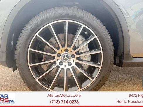 Used 2019 Mercedes-Benz GLC 300 4MATIC Coupe image 9