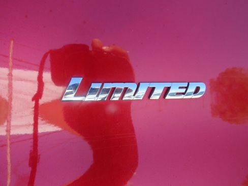 Used 2015 Toyota 4Runner Limited image 14