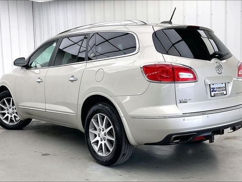 Used 2016 Buick Enclave Leather FWD image 11