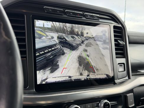 Used 2023 Ford F150 Lariat w/ Equipment Group 502A High image 4