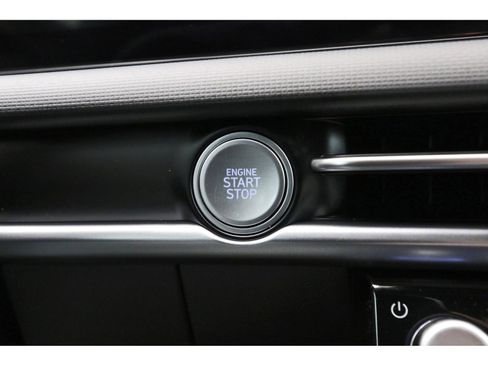 Certified 2025 Hyundai Santa Cruz SE image 28