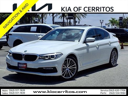Used 2018 BMW 530e xDrive AWD/4WD image 1