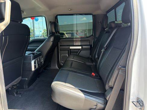 Used 2019 Ford F250 Lariat w/ Snow Plow Prep Package AWD/4WD image 29