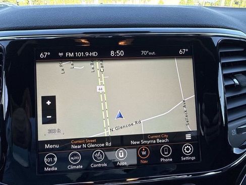 Used 2021 Jeep Grand Cherokee Limited image 26