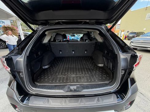Used 2021 Subaru Outback Limited AWD/4WD image 11