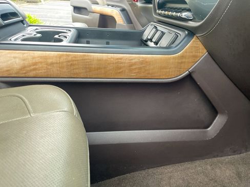 Used 2015 Chevrolet Silverado 2500 LTZ w/ Duramax Plus Package image 58