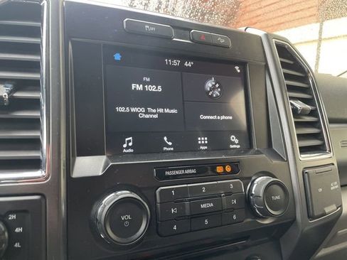 Used 2017 Ford F250 XLT w/ XLT Premium Package image 32