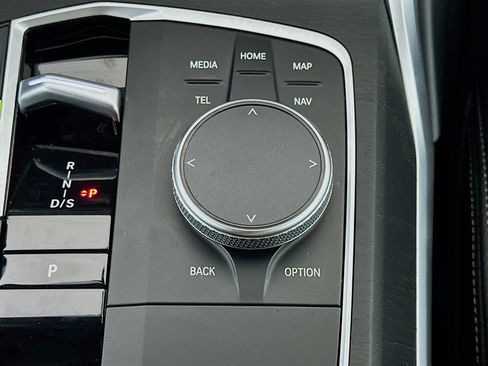 Used 2024 BMW 330i Sedan image 26