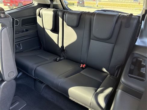 Certified 2025 Subaru Ascent Touring image 17