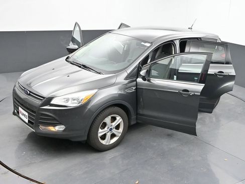 Used 2016 Ford Escape SE image 41