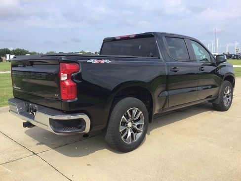 Used 2024 Chevrolet Silverado 1500 LT AWD/4WD image 6