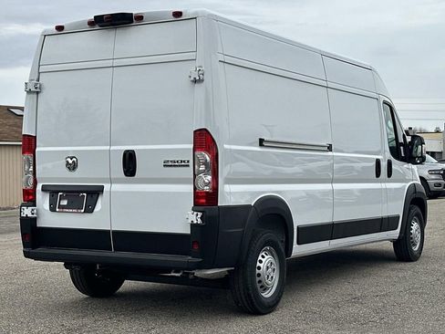 New 2026 RAM ProMaster 2500 w/ Convenience Group image 3