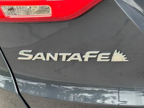 Used 2015 Hyundai Santa Fe Sport 2.0T w/ Option Group 05 AWD/4WD image 9