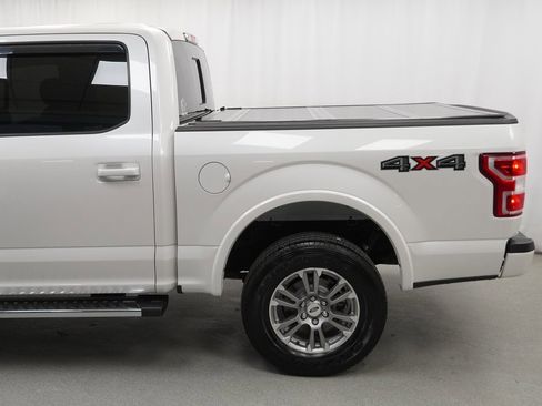 Used 2019 Ford F150 Lariat w/ Trailer Tow Package image 17