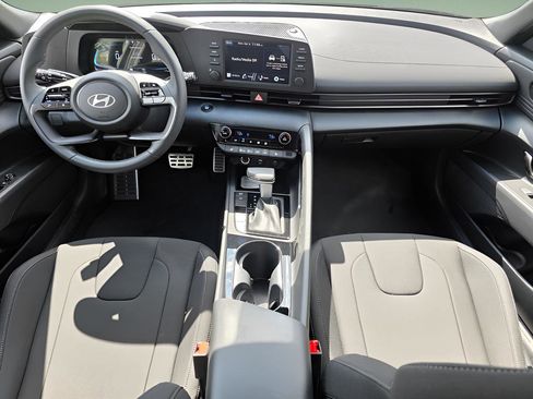New 2026 Hyundai Elantra SEL Sport Premium FWD image 15