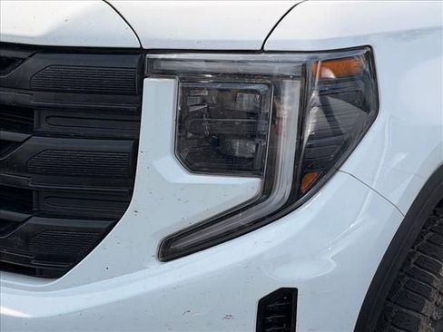 Used 2025 GMC Sierra 1500 Pro w/ Graphite Edition AWD/4WD image 22