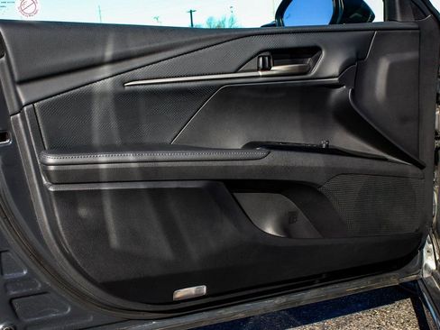 Used 2025 Toyota Camry XSE FWD image 8