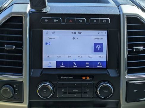 Used 2021 Ford F350 Lariat w/ Chrome Package image 18