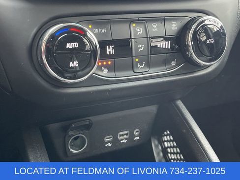 Used 2023 Chevrolet TrailBlazer LT w/ Convenience Package image 17