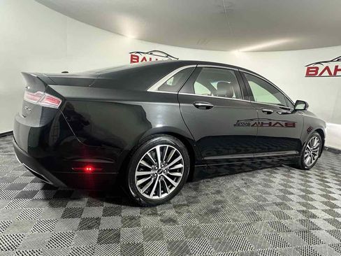Used 2019 Lincoln MKZ Premiere image 9