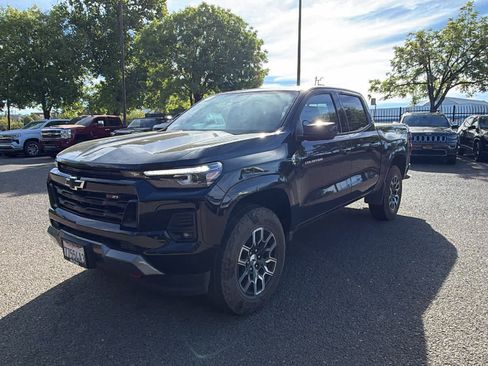 Used 2023 Chevrolet Colorado Z71 w/ Z71 Convenience Package 2 AWD/4WD image 1