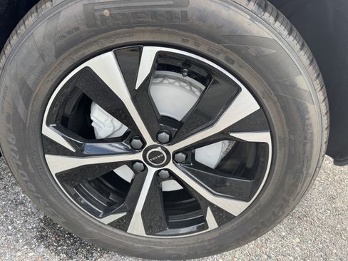 New 2026 Volvo XC60 B5 Core w/ Protection Package image 35