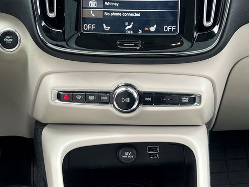 Used 2019 Volvo XC40 T5 Inscription image 15