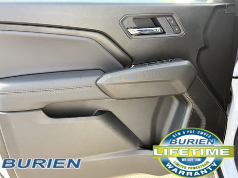 New 2025 Chevrolet Colorado LT w/ LT Convenience Package image 8