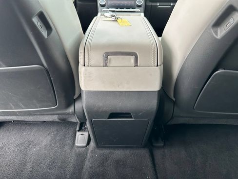 Used 2025 Hyundai Santa Fe SEL AWD/4WD image 24