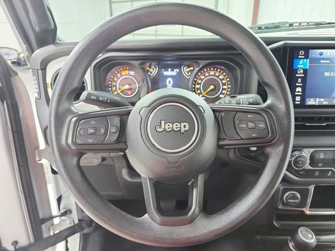 Used 2024 Jeep Wrangler Unlimited Sport AWD/4WD image 22