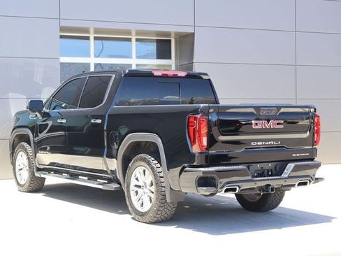 Used 2023 GMC Sierra 1500 Denali w/ Technology Package AWD/4WD image 8