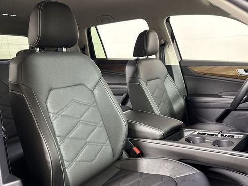 New 2026 Volkswagen Atlas SE image 14