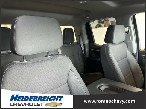 Used 2024 Chevrolet Silverado 1500 LT AWD/4WD image 33