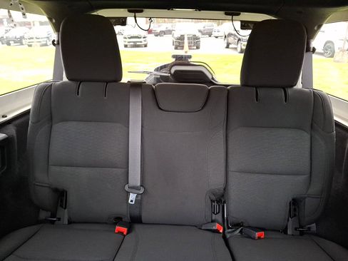 Used 2019 Jeep Wrangler Unlimited Sport S image 19