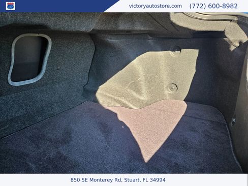 Used 2011 INFINITI G37 Journey w/ Premium Pkg image 30