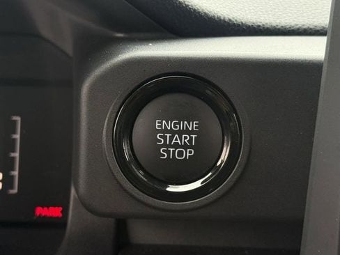 Used 2025 Toyota Tacoma SR5 AWD/4WD image 24