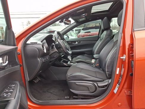 Used 2022 Kia Forte GT-Line w/ GT-Line Premium Package image 13