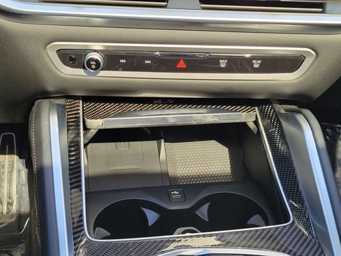 Certified 2025 BMW X6 M60i AWD/4WD image 32