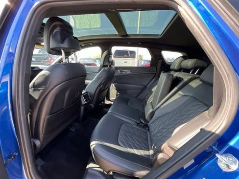 Used 2023 Kia Sportage X-Line w/ X-Line Premium Package AWD/4WD image 13