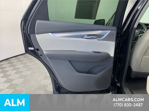Used 2023 Cadillac XT5 Premium Luxury image 31
