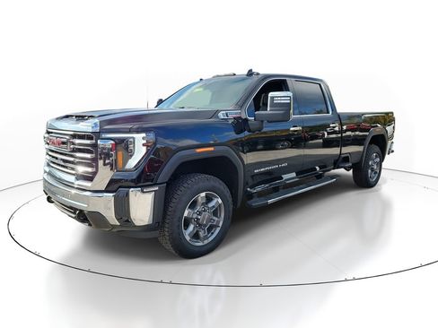 New 2025 GMC Sierra 3500 SLT w/ SLT Premium Package image 3