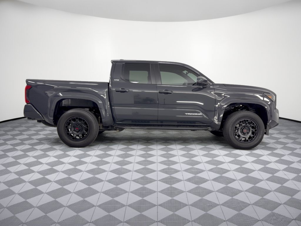 Used 2024 Toyota Tacoma SR5 AWD/4WD image 8