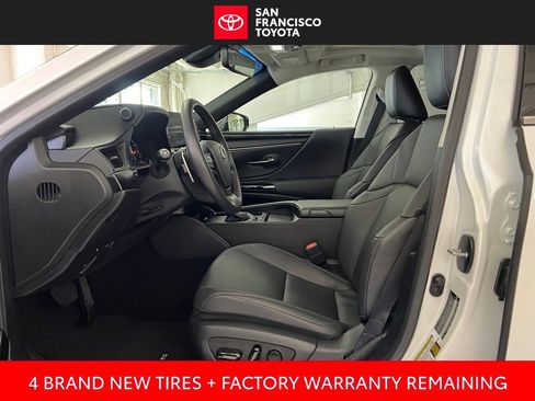 Used 2024 Lexus ES 350 w/ Accessory Package (Z1) FWD image 11