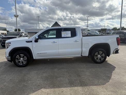 Used 2024 GMC Sierra 1500 SLT image 16